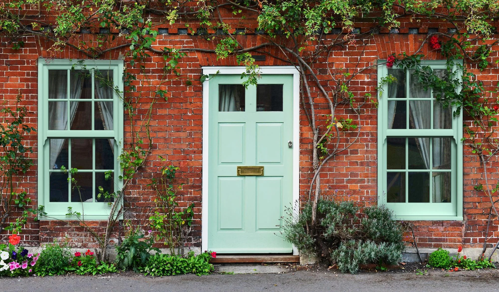 Custom Design And Expert Installation Of Sliding Sash Windows