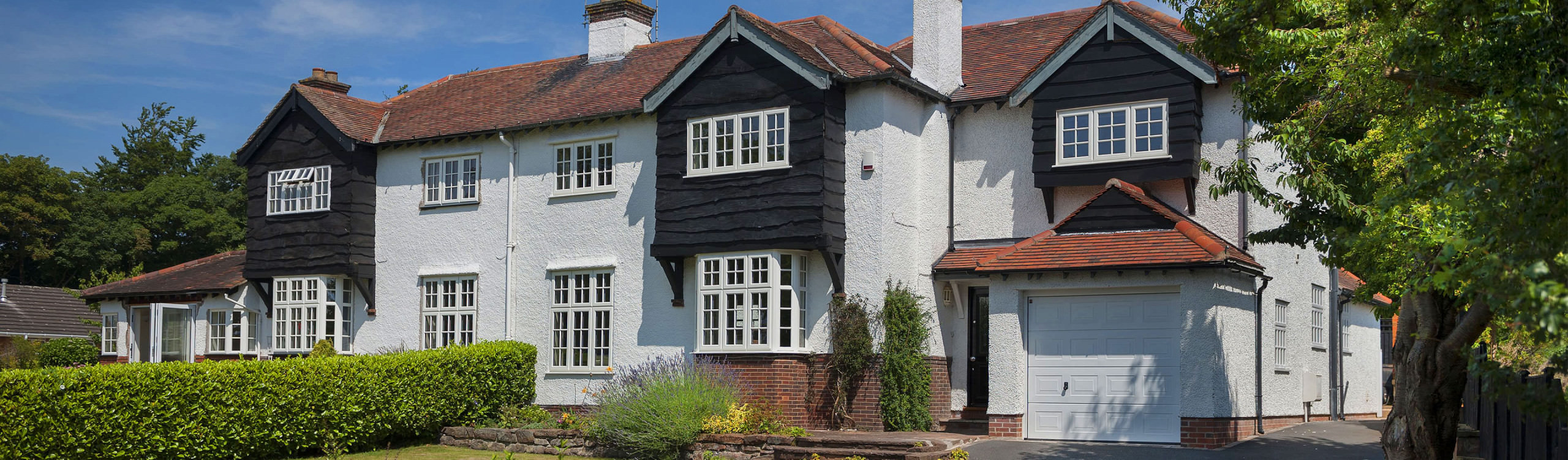Why Hull Residents Choose Coral Windows For Double Glazing